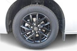harmaa Volkswagen Transporter 2026 kuva 12.
