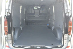 harmaa Volkswagen Transporter 2026 kuva 13.