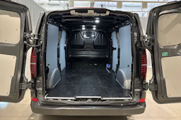 met. harmaa Volkswagen Transporter 2026 kuva 13.