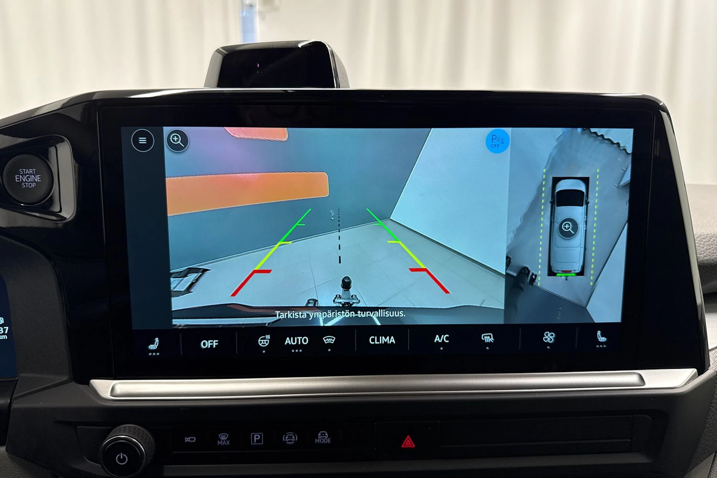 met. musta Volkswagen Transporter 2026 kuva 17.