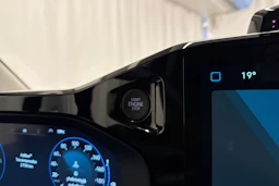 met. musta Volkswagen Transporter 2026 kuva 26.