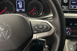 Sininen Volkswagen Transporter 2024 kuva 22.