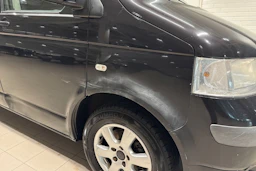 Musta Volkswagen Transporter umpipak. 2007 kuva 18.