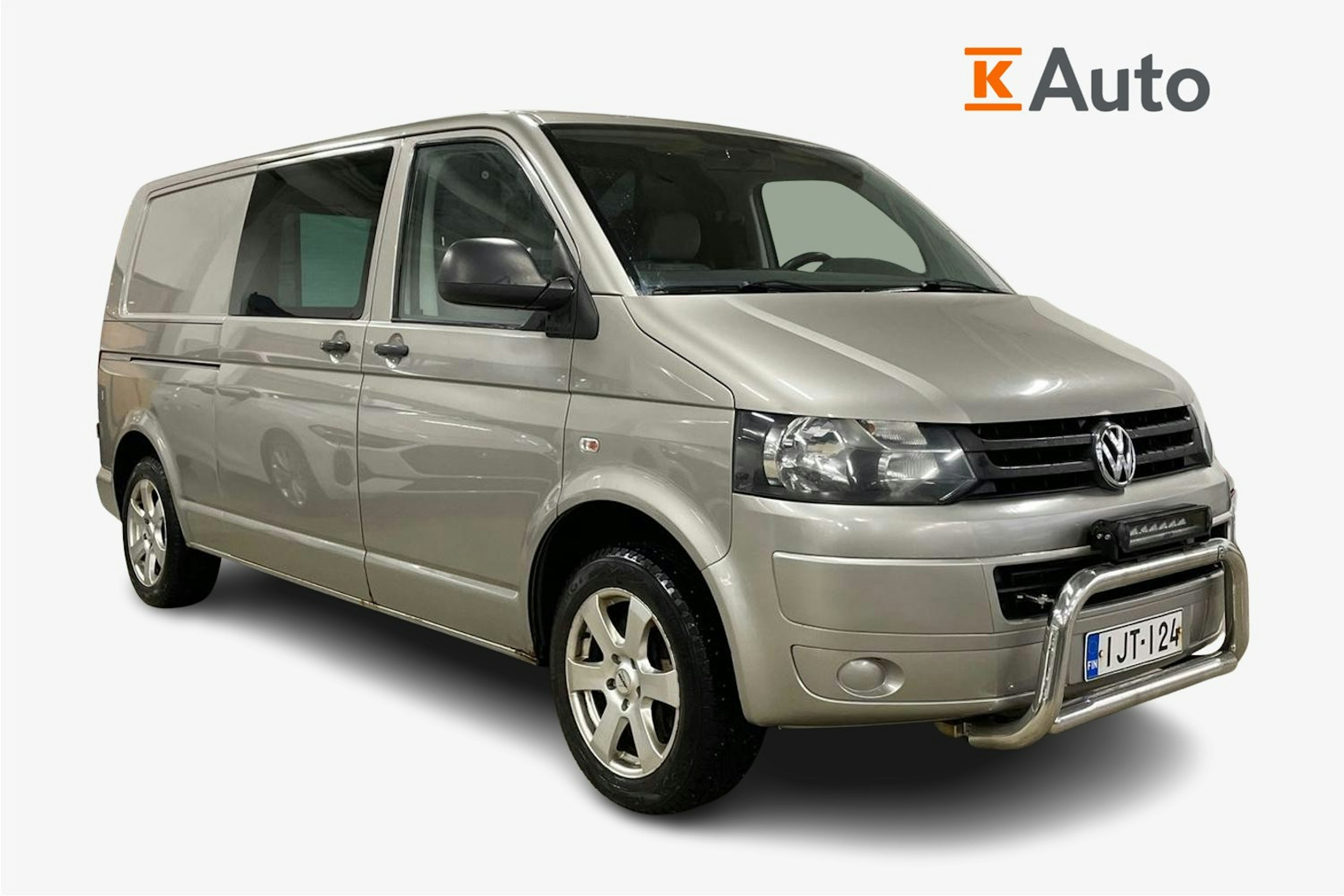 Ruskea (beige) Volkswagen Transporter umpipak. 2011 kuva 1.
