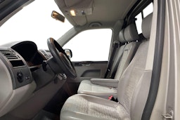 Ruskea (beige) Volkswagen Transporter umpipak. 2011 kuva 9.