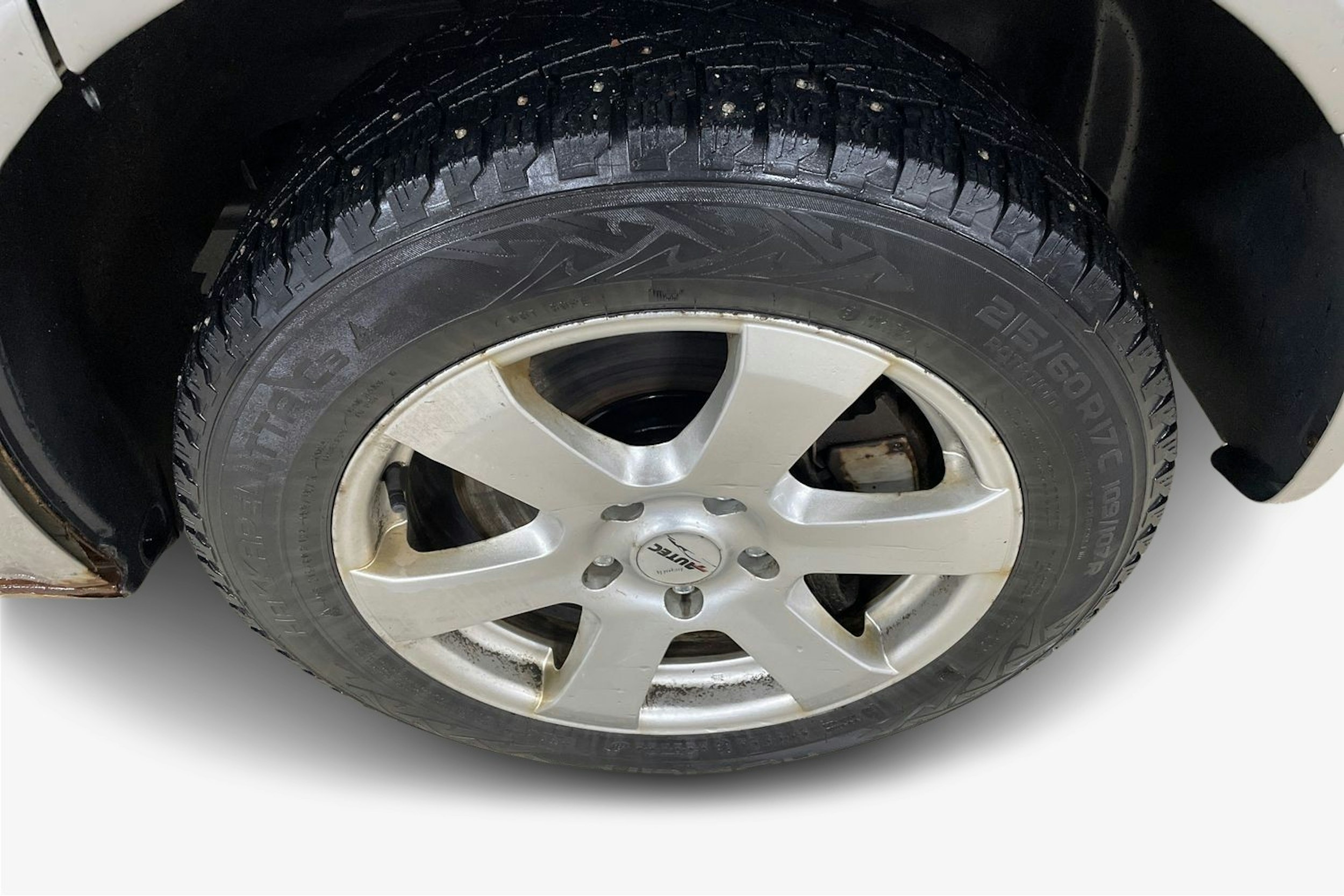 Ruskea (beige) Volkswagen Transporter umpipak. 2011 kuva 12.