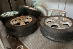 Ruskea (beige) Volkswagen Transporter umpipak. 2011 kuva 13.