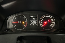 Ruskea (beige) Volkswagen Transporter umpipak. 2011 kuva 17.