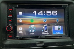 Ruskea (beige) Volkswagen Transporter umpipak. 2011 kuva 20.