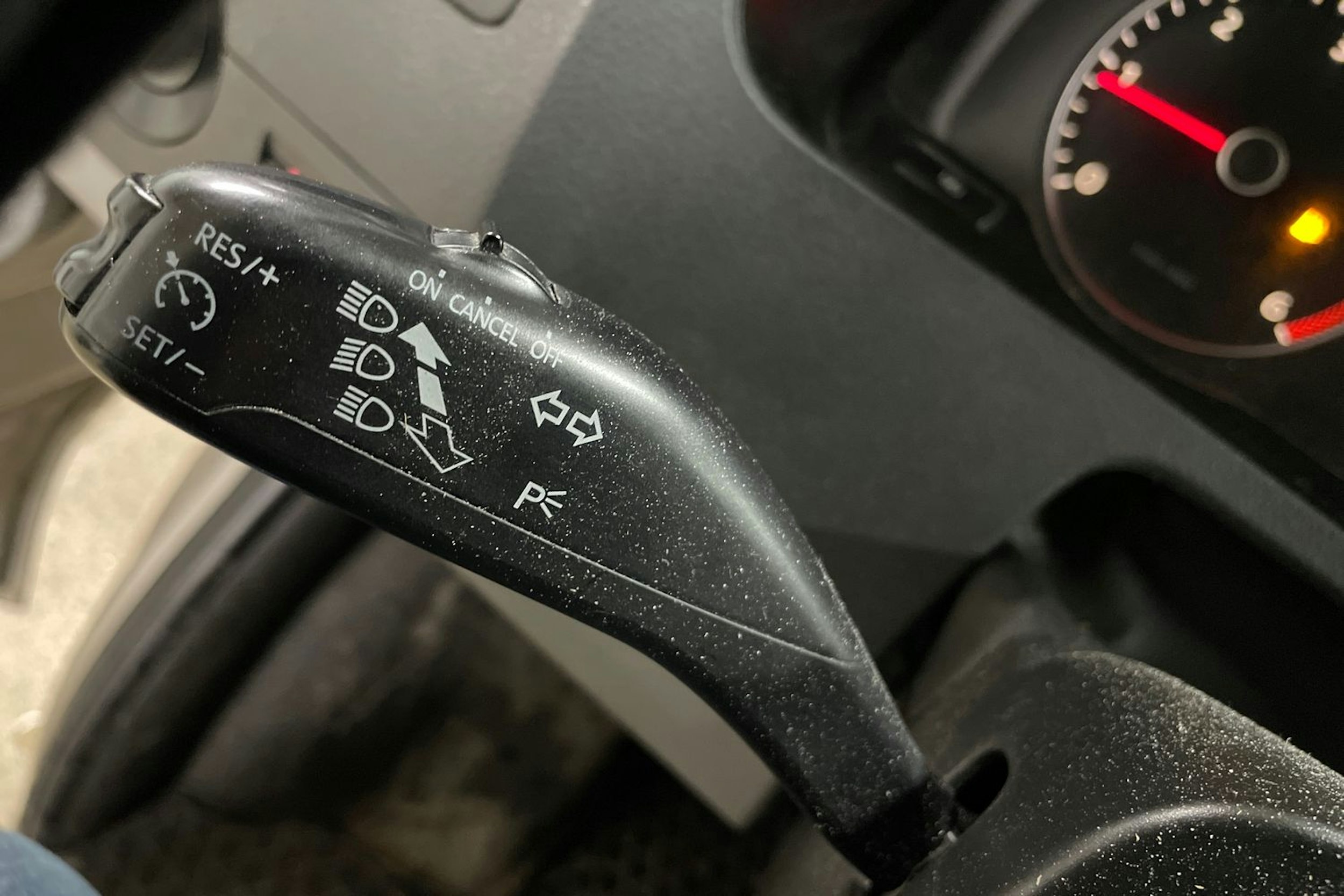 Ruskea (beige) Volkswagen Transporter umpipak. 2011 kuva 21.