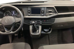 valkoinen Volkswagen Transporter 2024 kuva 9.