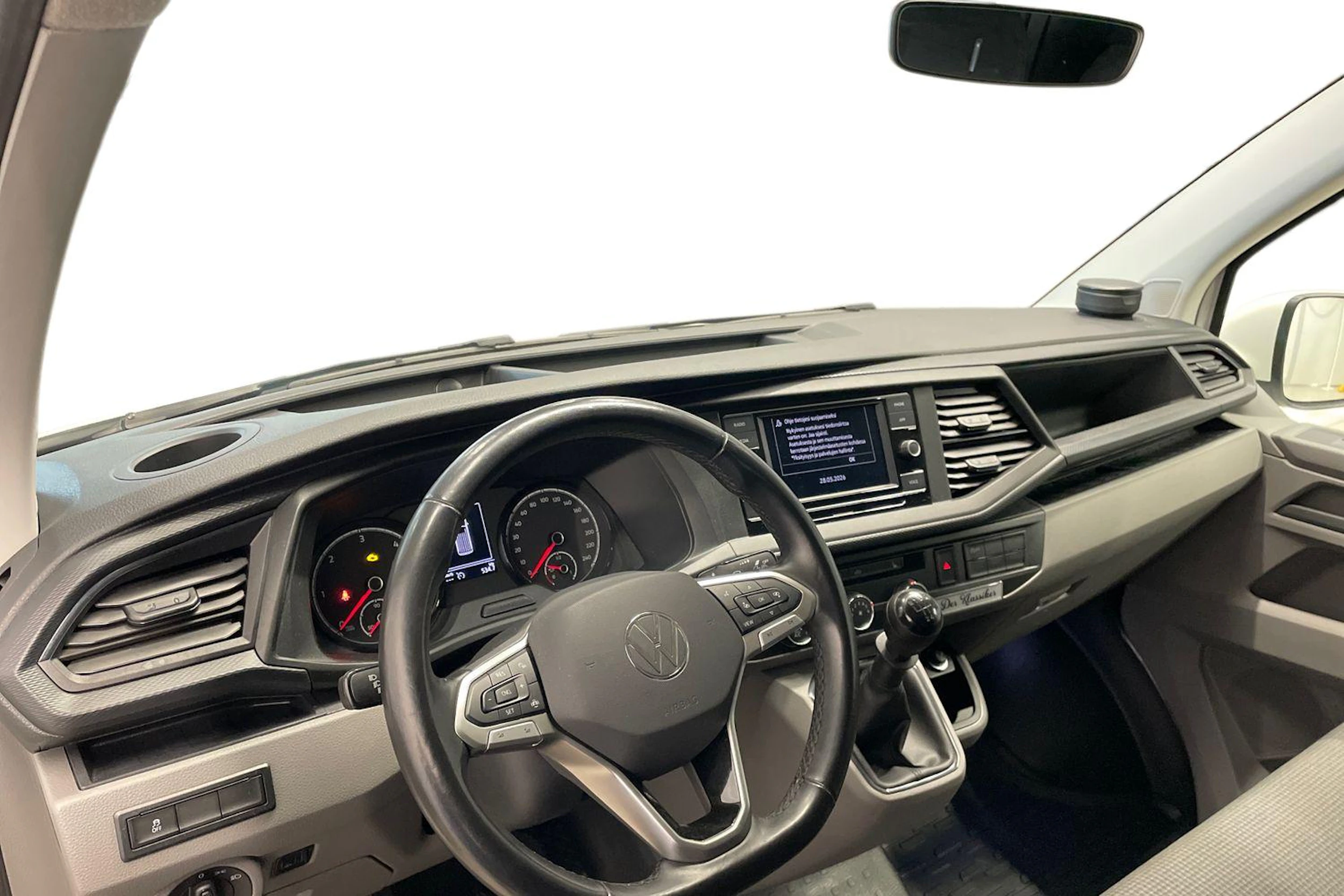 valkoinen Volkswagen Transporter umpipake 2024 kuva 9.