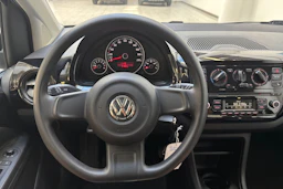 Musta Volkswagen up! 2012 kuva 23.