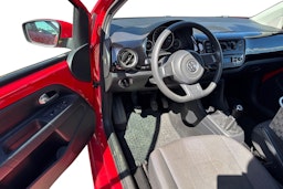 punainen Volkswagen up! 2012 kuva 3.