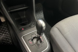 harmaa Volkswagen up! 2013 kuva 21.