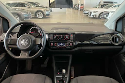 harmaa Volkswagen up! 2013 kuva 11.