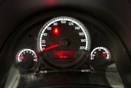 punainen Volkswagen up! 2014 kuva 16.