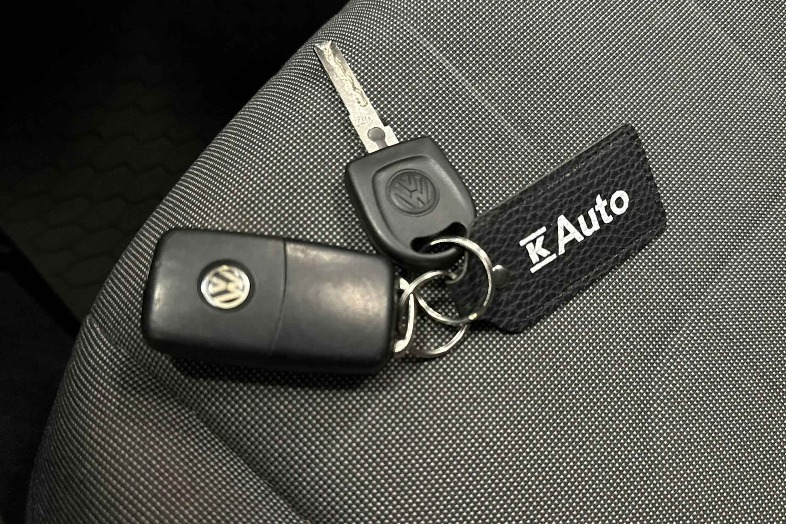 punainen Volkswagen up! 2014 kuva 21.