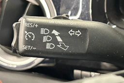 musta Volkswagen up! 2015 kuva 20.