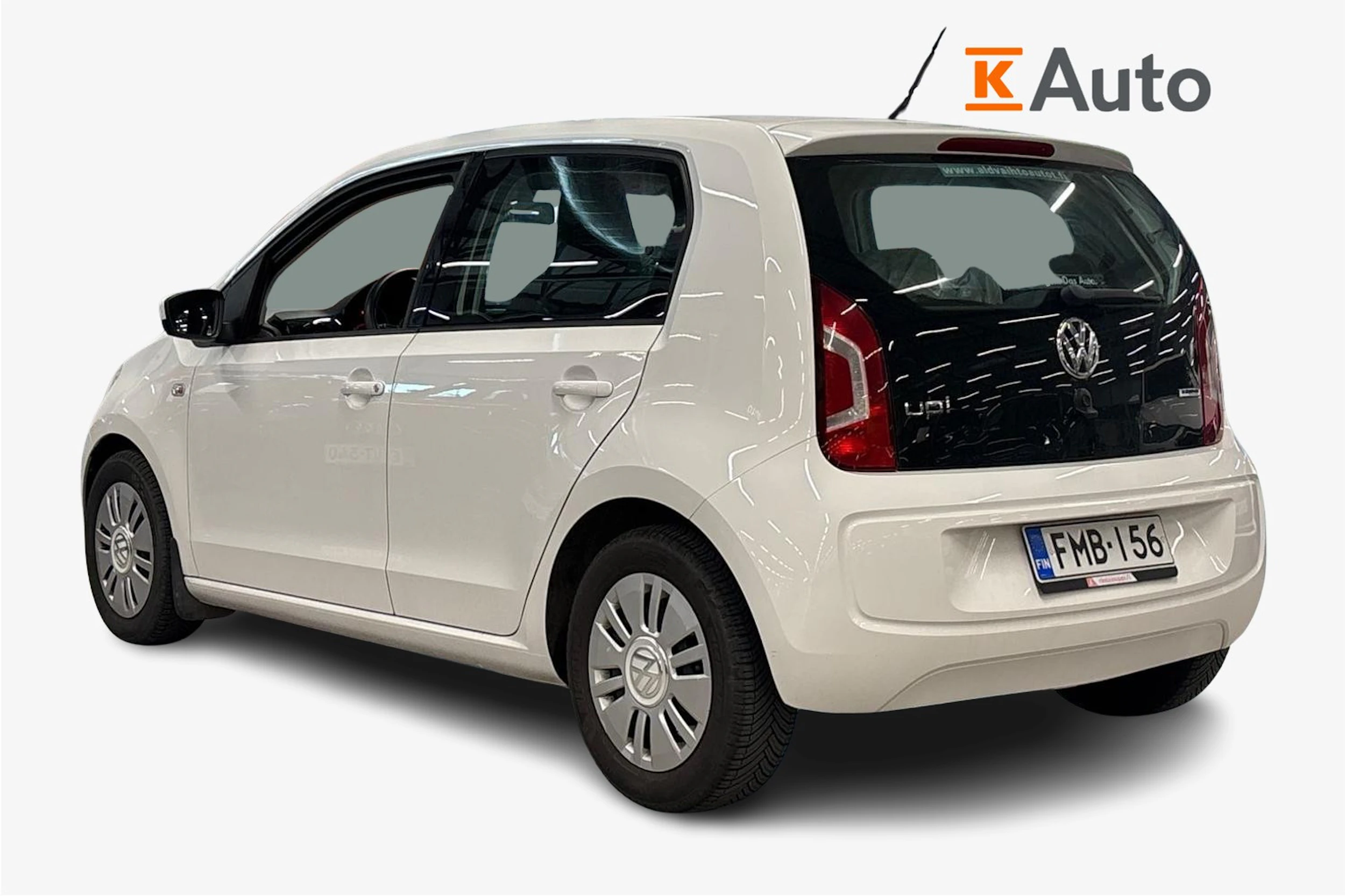 valkoinen Volkswagen up! 2015 kuva 2.