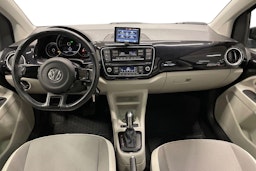 musta Volkswagen up! 2015 kuva 7.