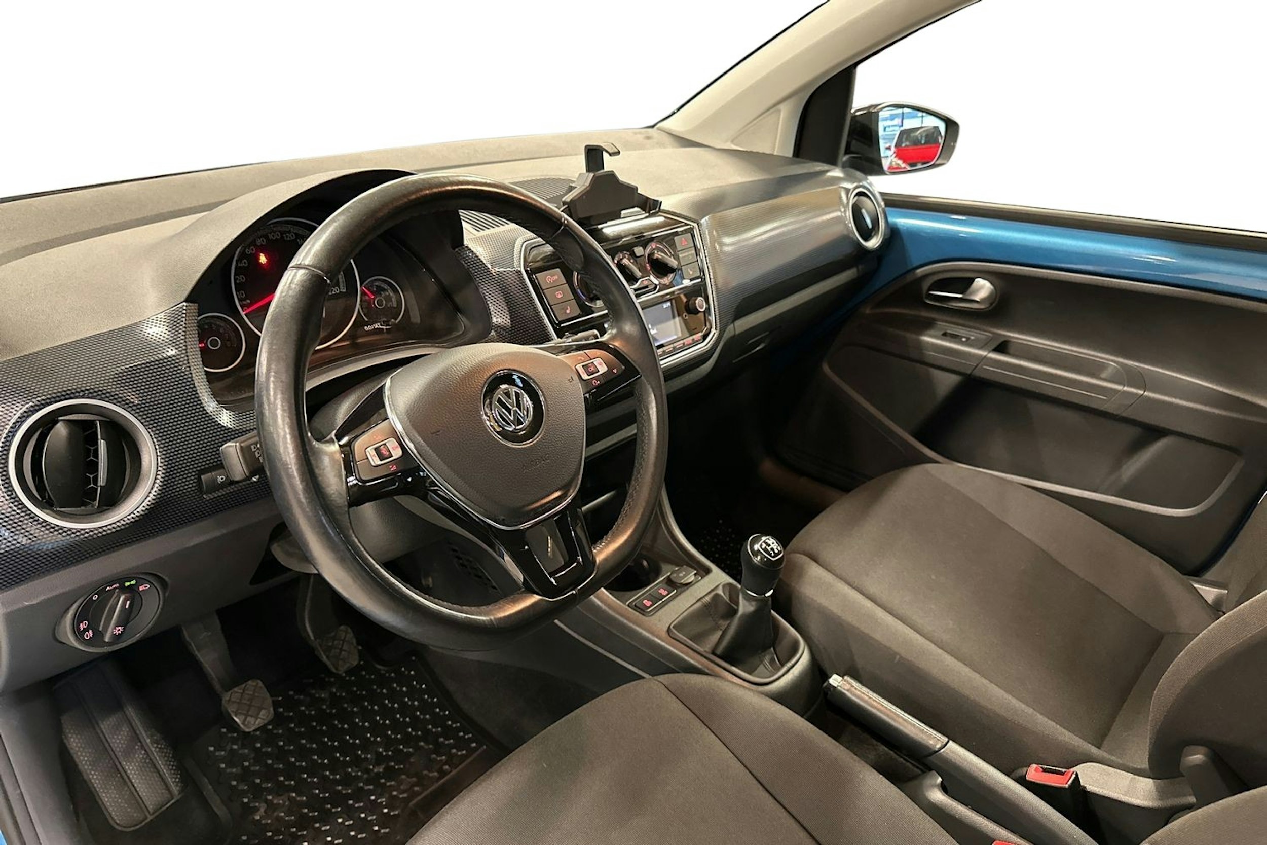 sininen Volkswagen up! 2017 kuva 3.