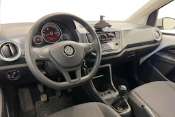 Valkoinen Volkswagen up! 2017 kuva 8.
