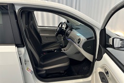valkoinen Volkswagen up! 2018 kuva 13.