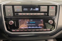 Keltainen Volkswagen up! 2019 kuva 17.