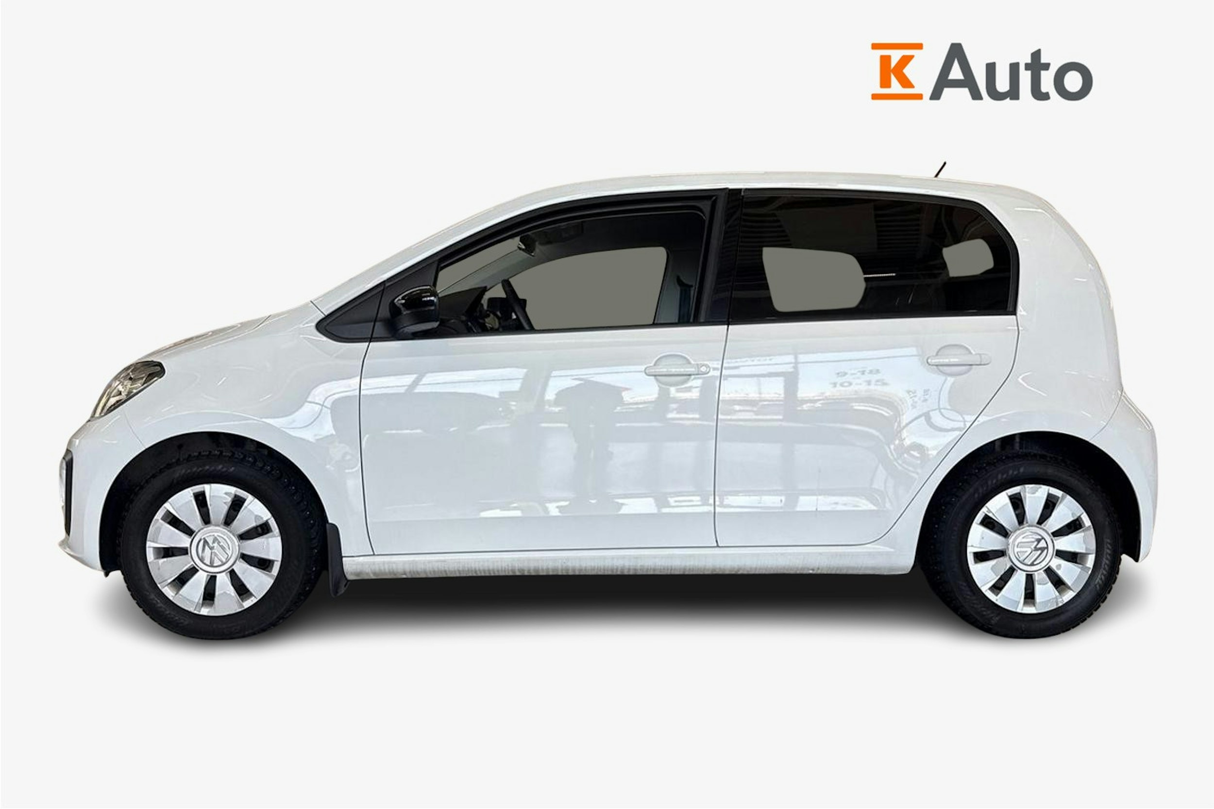valkoinen Volkswagen up! 2019 kuva 6.
