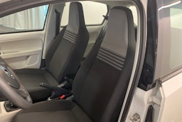 valkoinen Volkswagen up! 2019 kuva 19.