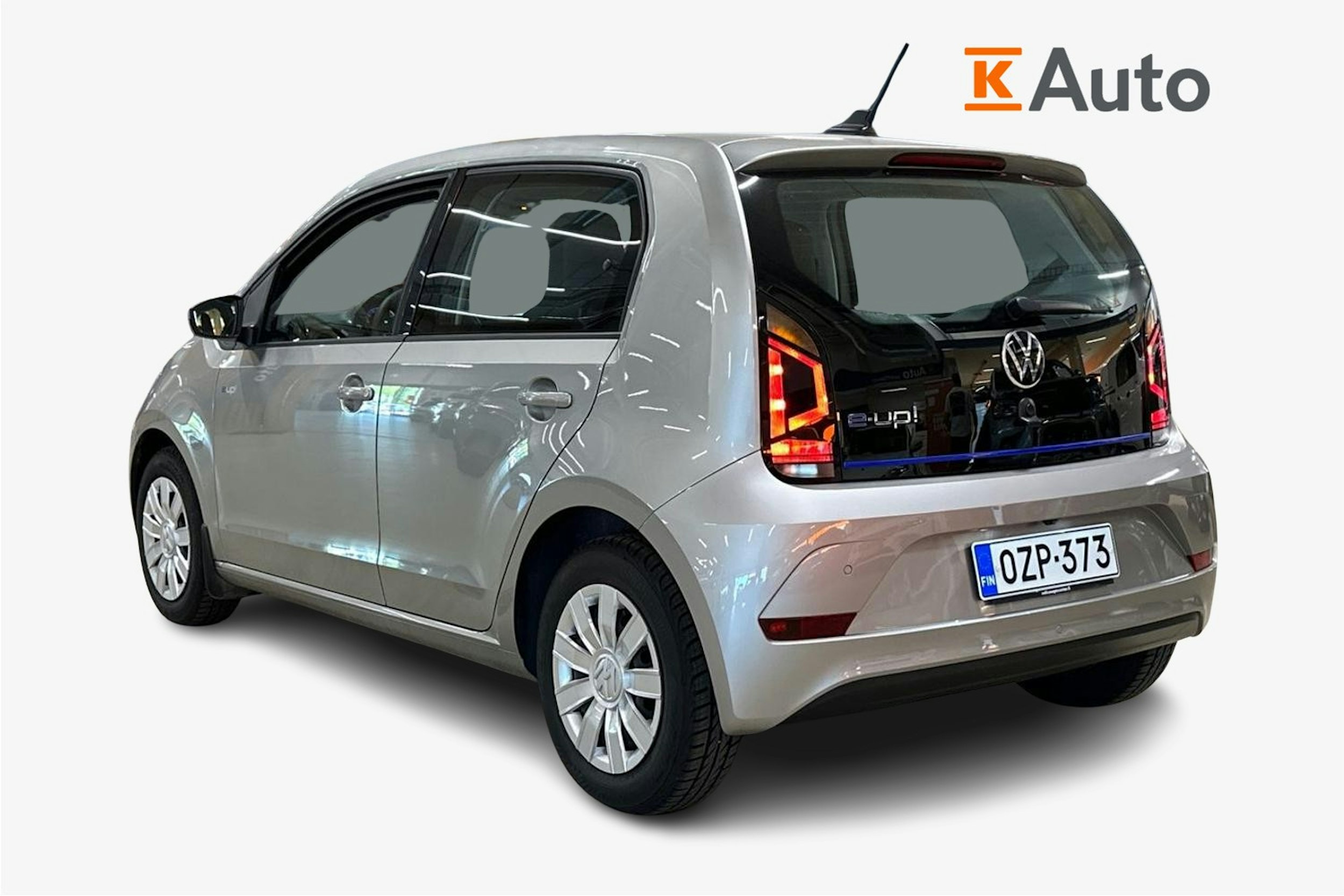 harmaa Volkswagen up! 2020 kuva 2.
