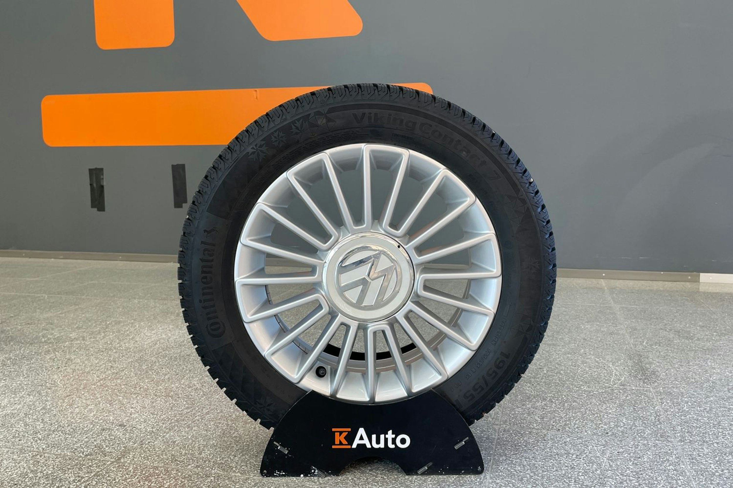 Keltainen Volkswagen up! 2020 kuva 13.