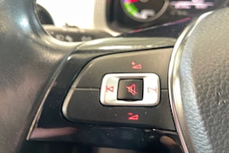 musta Volkswagen up! 2020 kuva 17.