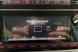 musta Volkswagen up! 2020 kuva 22.