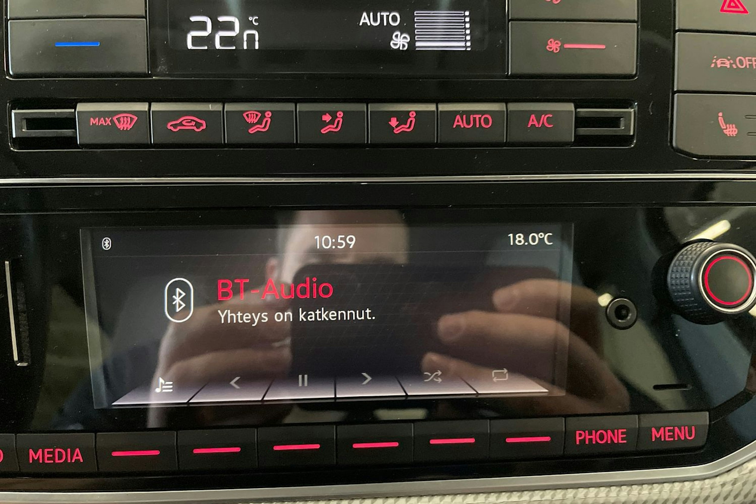 musta Volkswagen up! 2020 kuva 25.