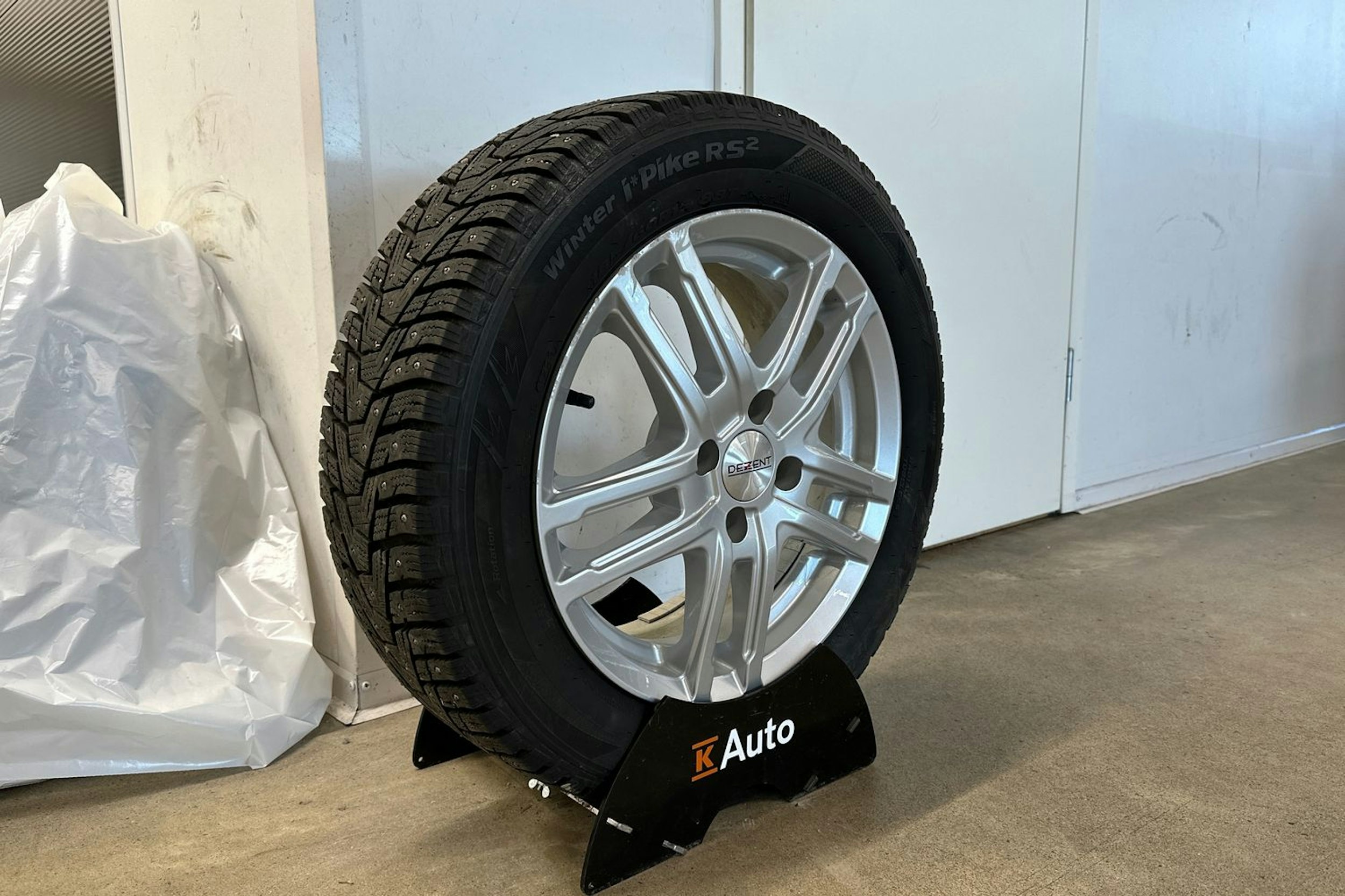 Valkoinen Volkswagen up! 2021 kuva 13.
