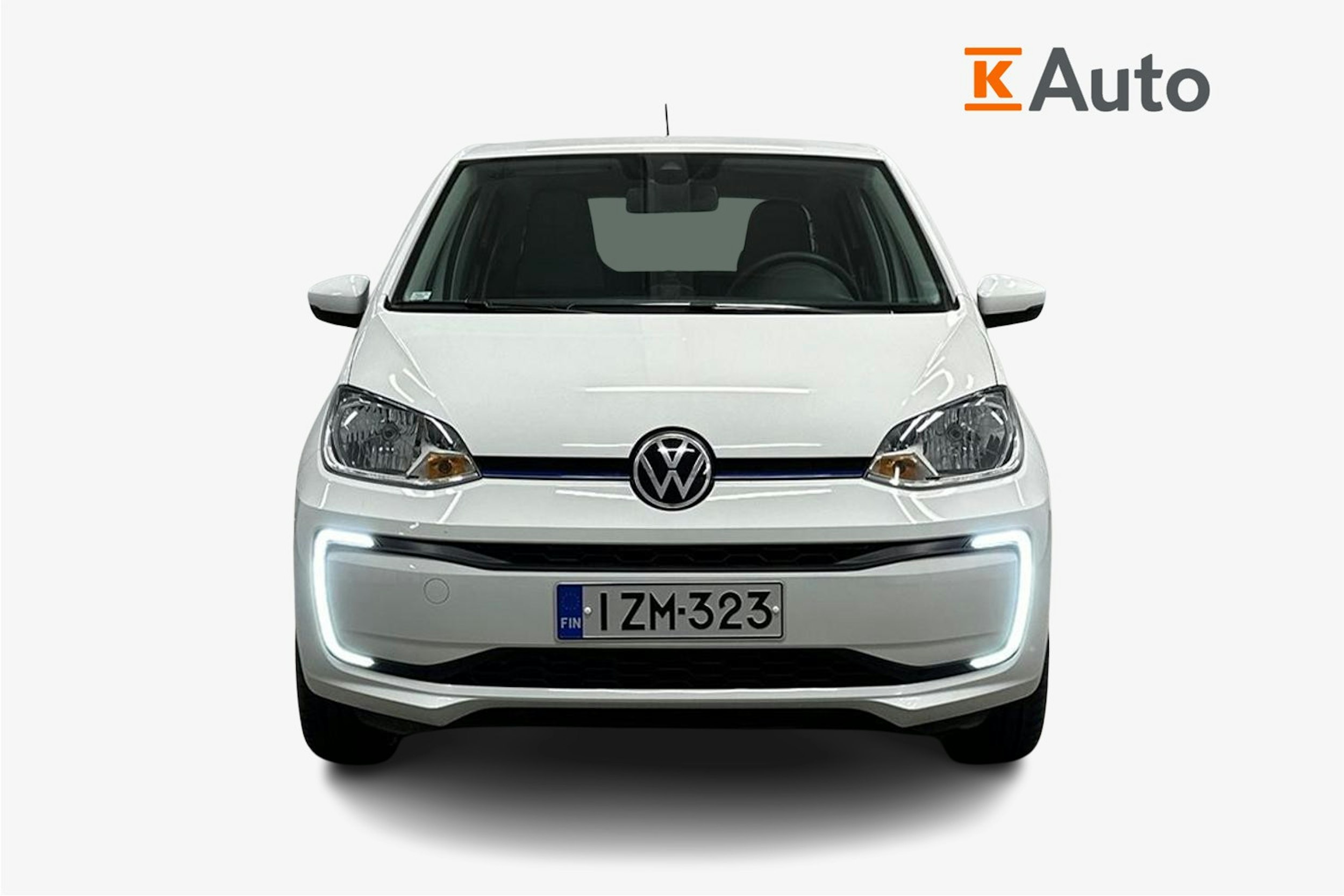 valkoinen Volkswagen up! 2021 kuva 5.