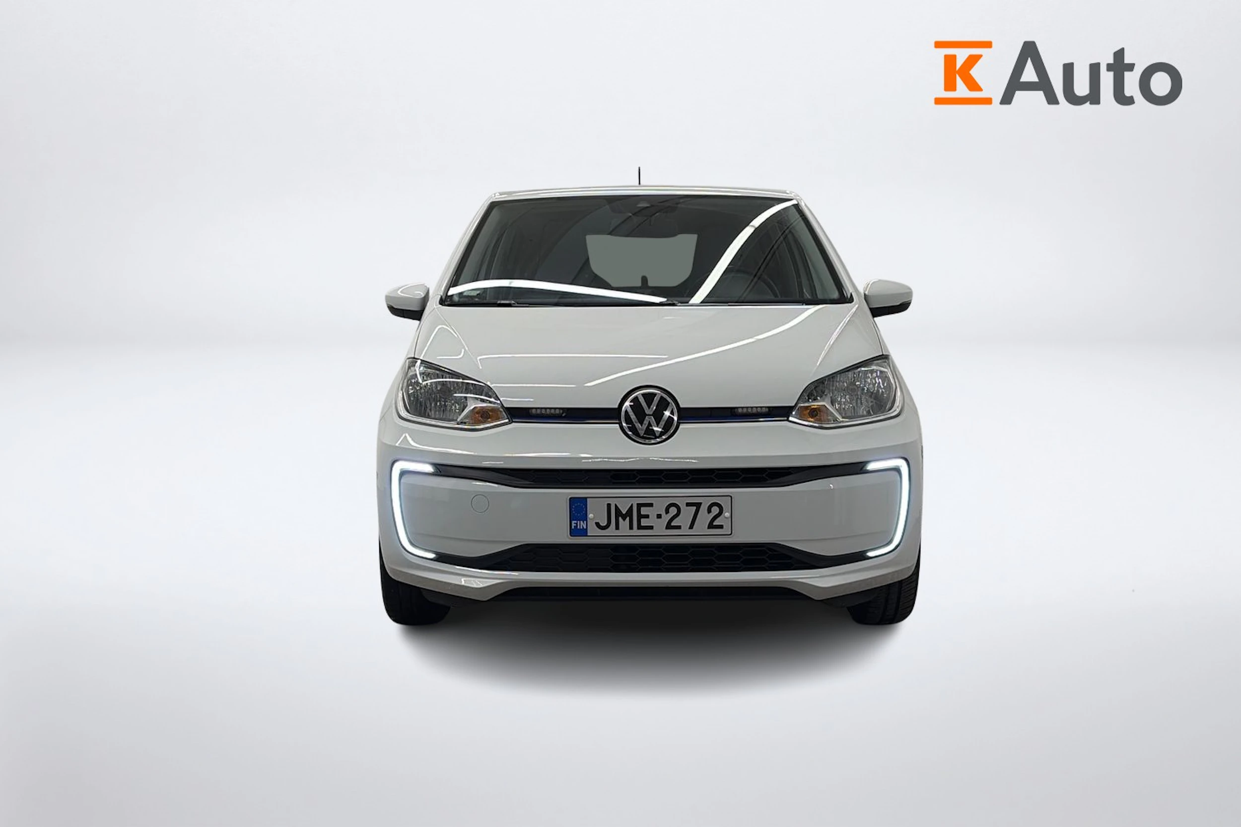 valkoinen Volkswagen up! 2021 kuva 5.