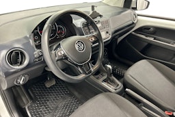 valkoinen Volkswagen up! 2021 kuva 7.