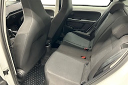 valkoinen Volkswagen up! 2021 kuva 10.