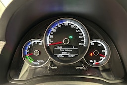 musta Volkswagen up! 2021 kuva 18.