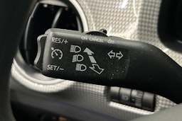 musta Volkswagen up! 2021 kuva 19.