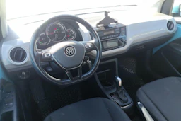 musta Volkswagen up! 2021 kuva 3.