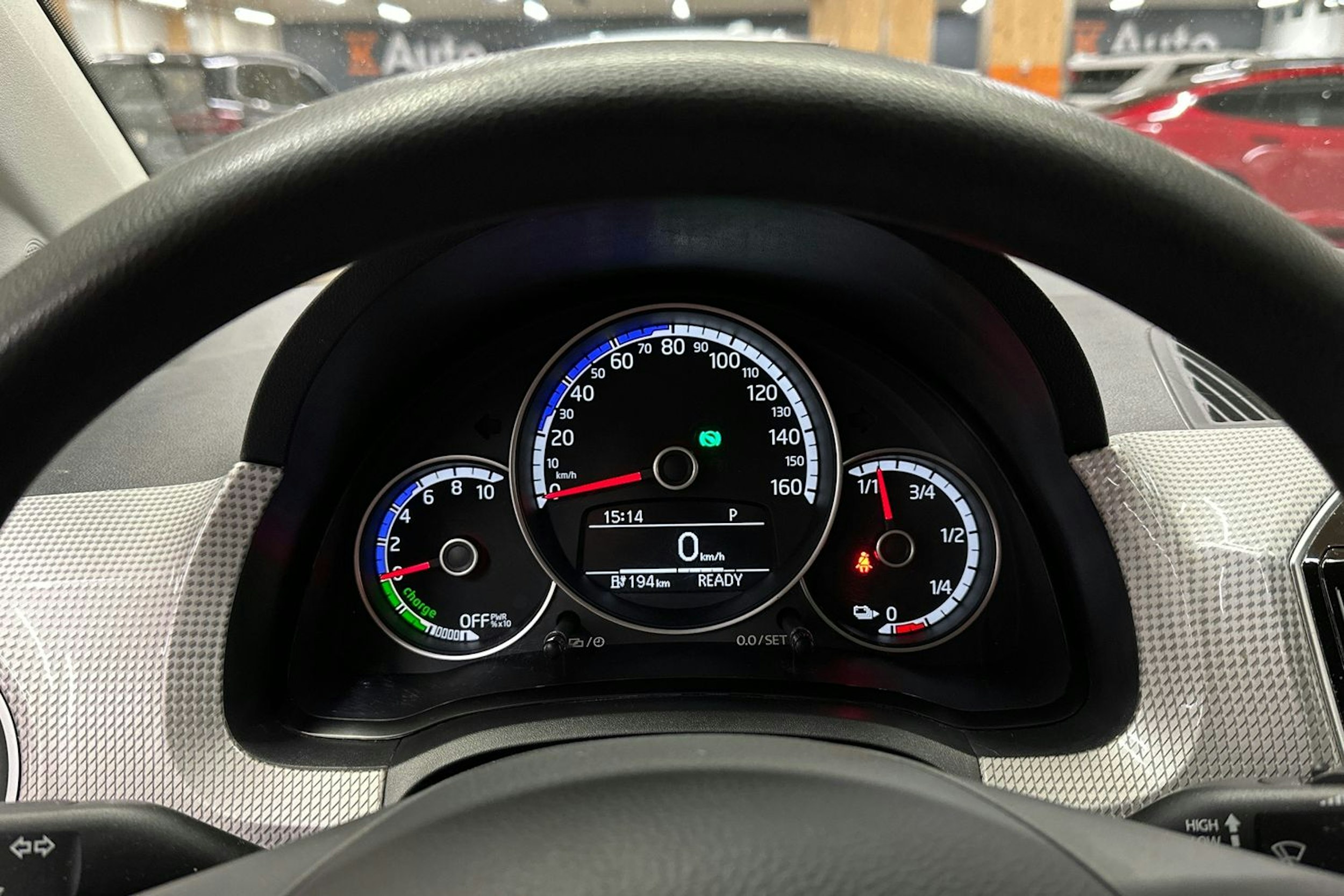 punainen Volkswagen up! 2021 kuva 20.