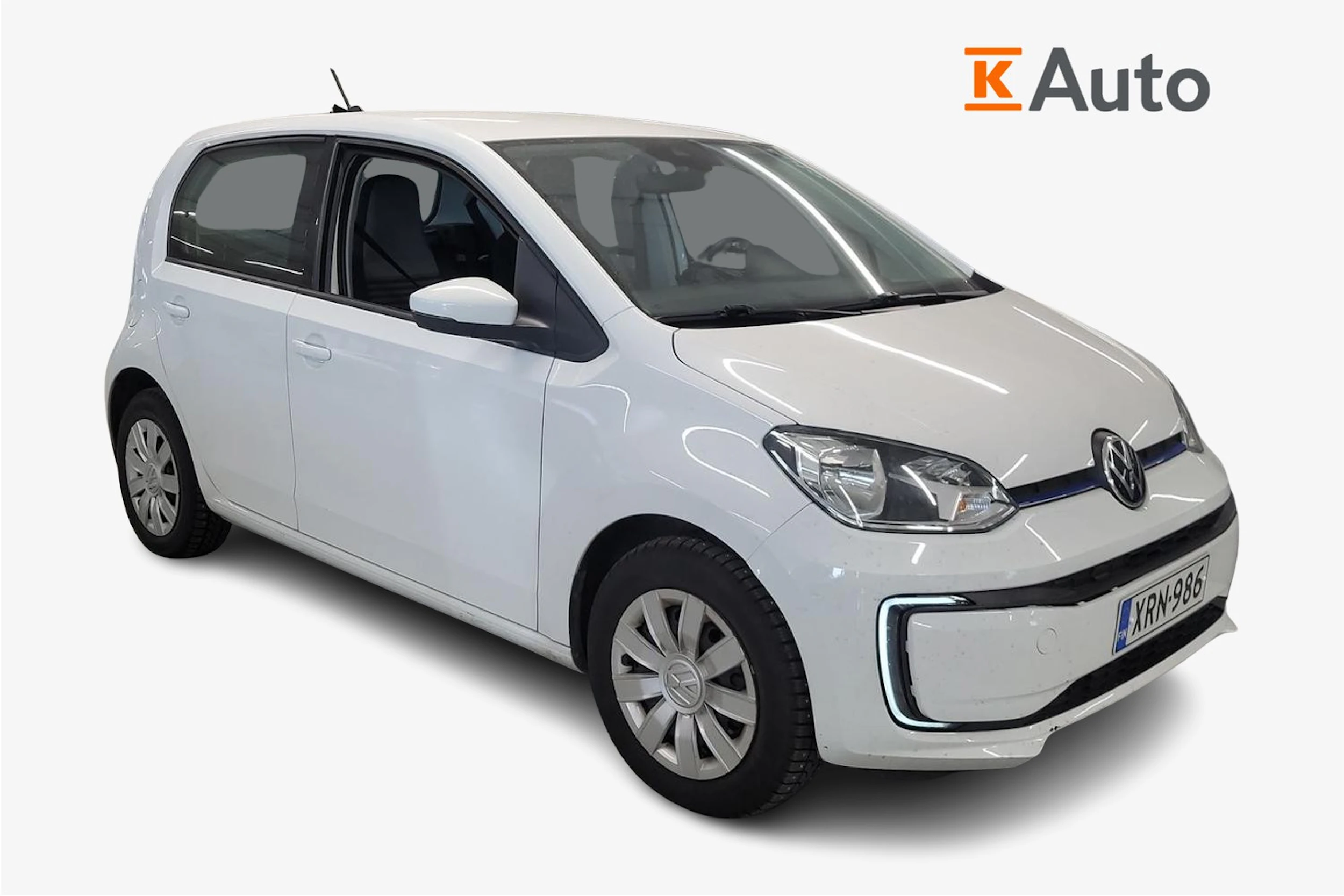 Valkoinen Volkswagen up! 2022 kuva 1.