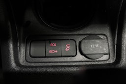 Valkoinen Volkswagen up! 2023 kuva 18.