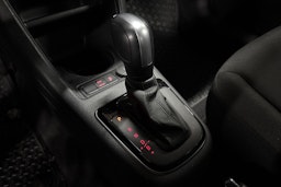 Valkoinen Volkswagen up! 2023 kuva 19.