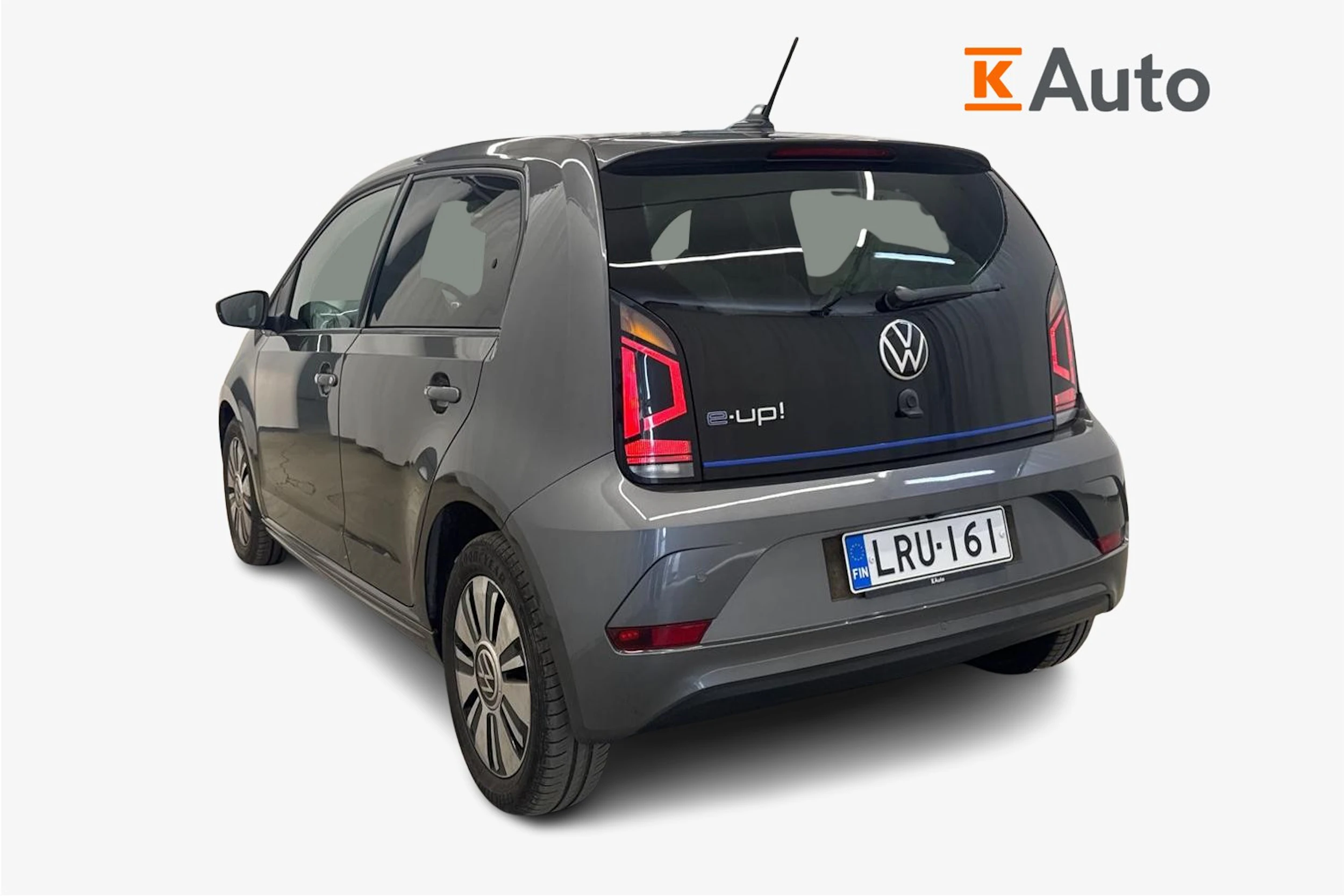 Harmaa Volkswagen up! 2023 kuva 2.