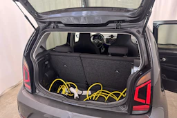 Harmaa Volkswagen up! 2023 kuva 12.